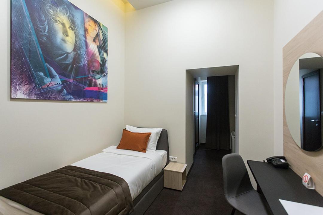 Hotel Grand Hedonist Pančevo Екстериор снимка