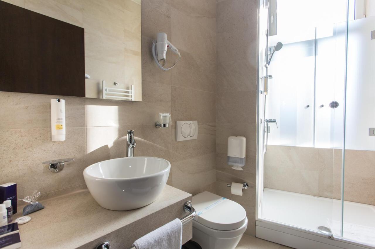 Hotel Grand Hedonist Pančevo Екстериор снимка