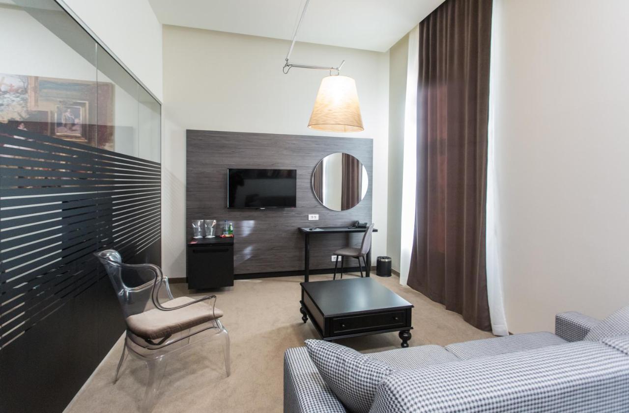 Hotel Grand Hedonist Pančevo Екстериор снимка