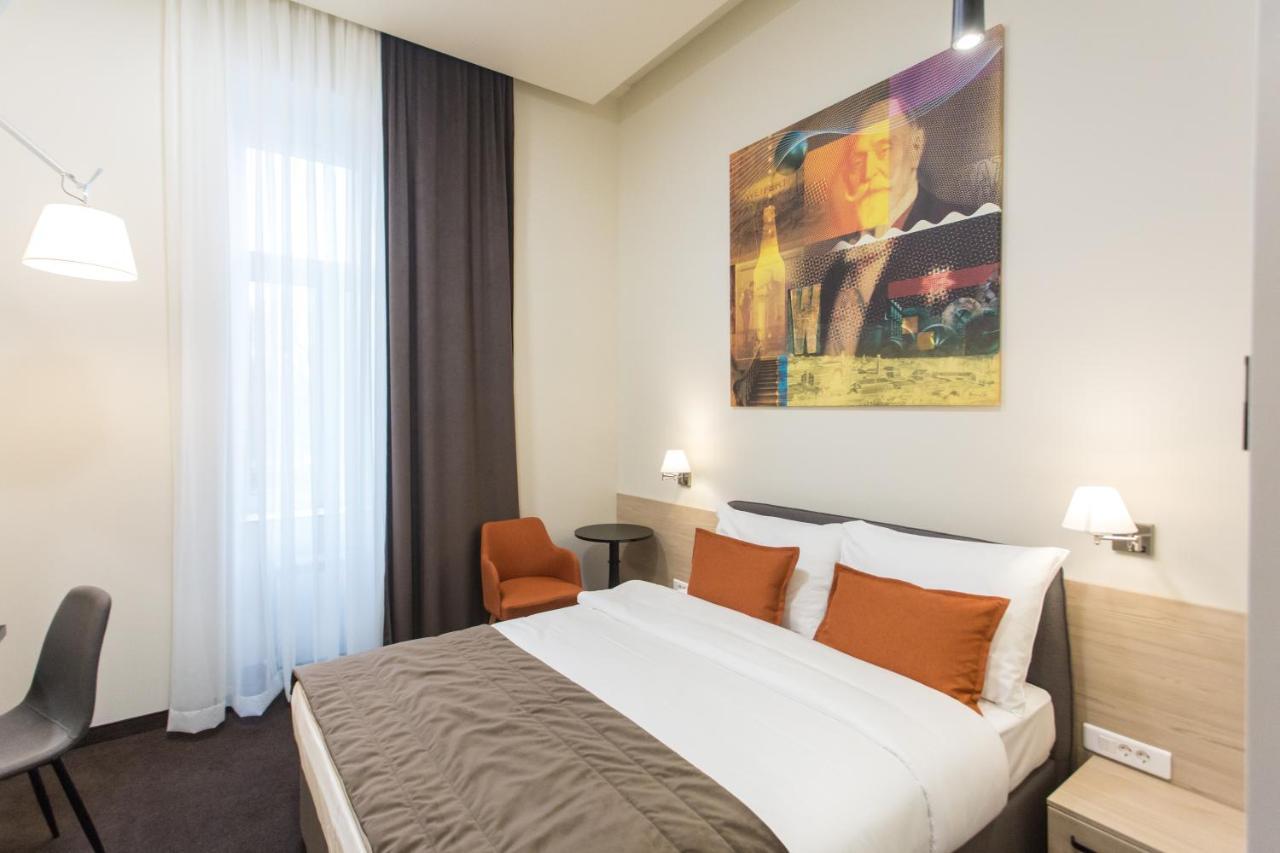 Hotel Grand Hedonist Pančevo Екстериор снимка